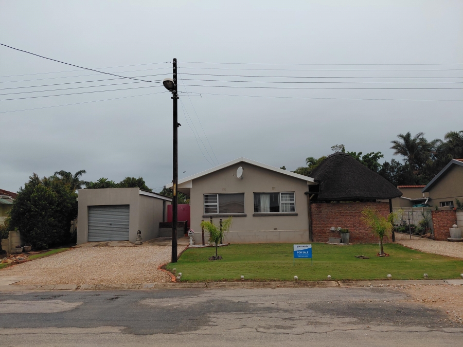 3 Bedroom Property for Sale in Bothasrus Eastern Cape